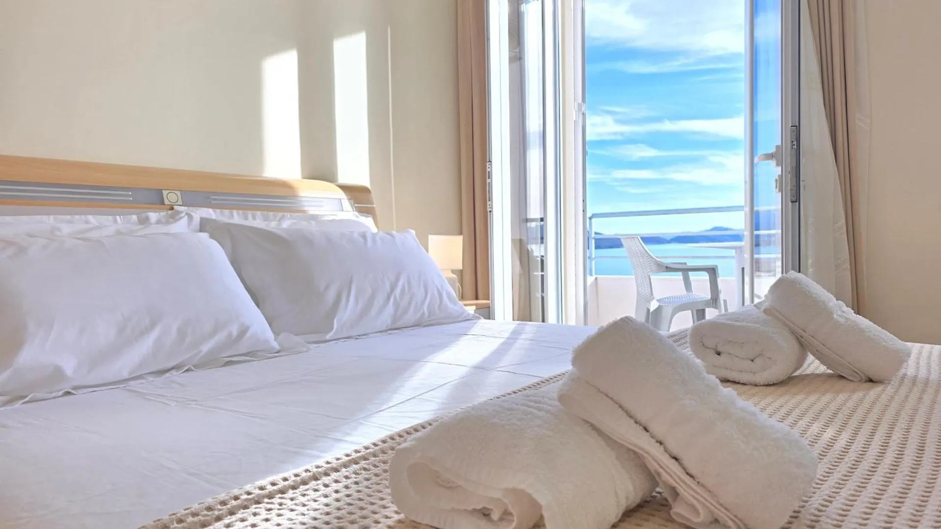 Jona'S Top-Floor Oasis Sarandë