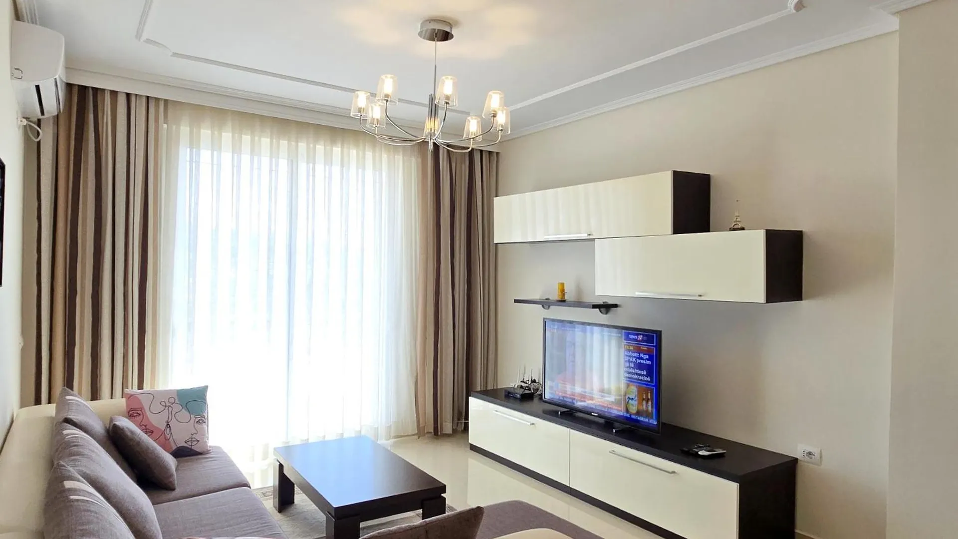 Apartman Jona'S Top-Floor Oasis Saranda